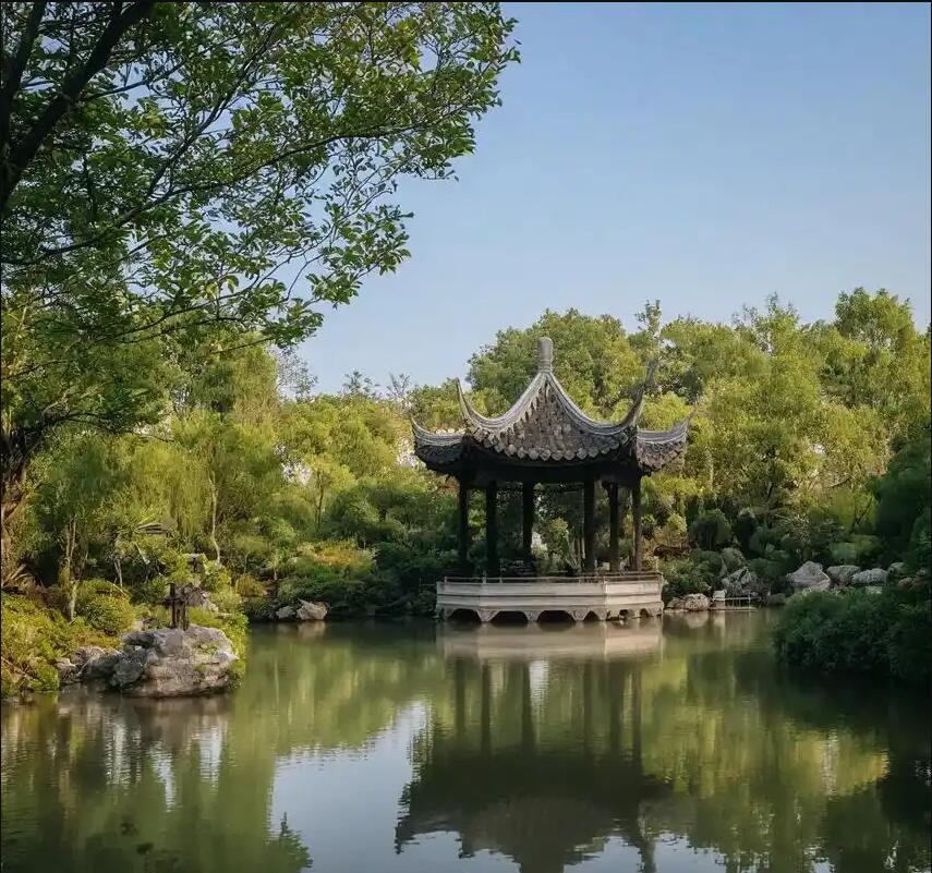 龙湾区梦菡餐饮有限公司